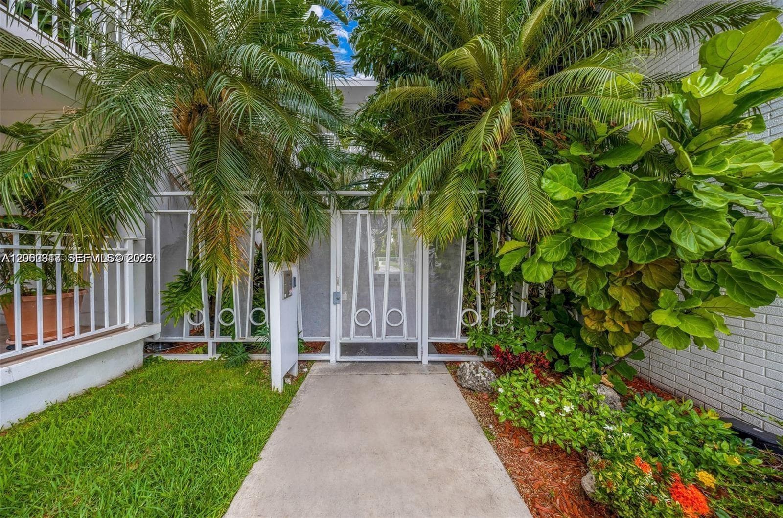 LIDO BAY MANOR · #307 in Miami - Photo 30