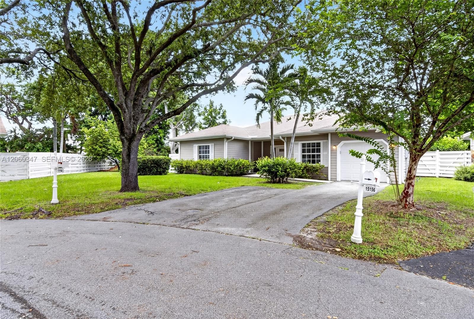 15166 SW 142nd Ct photo 4