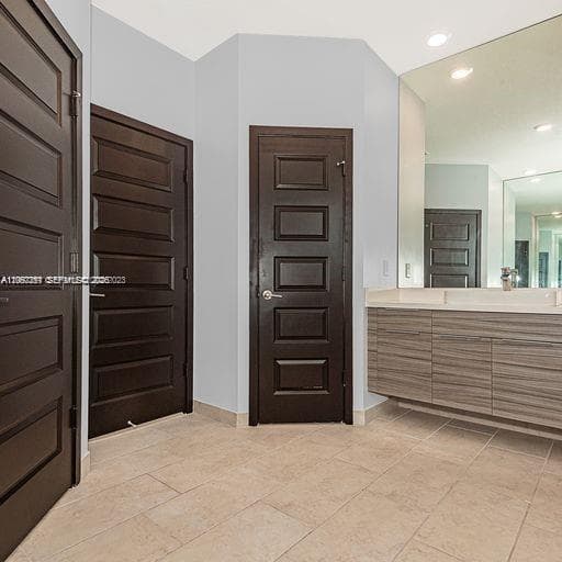 8981 NW 154th Ter #8981 photo 11