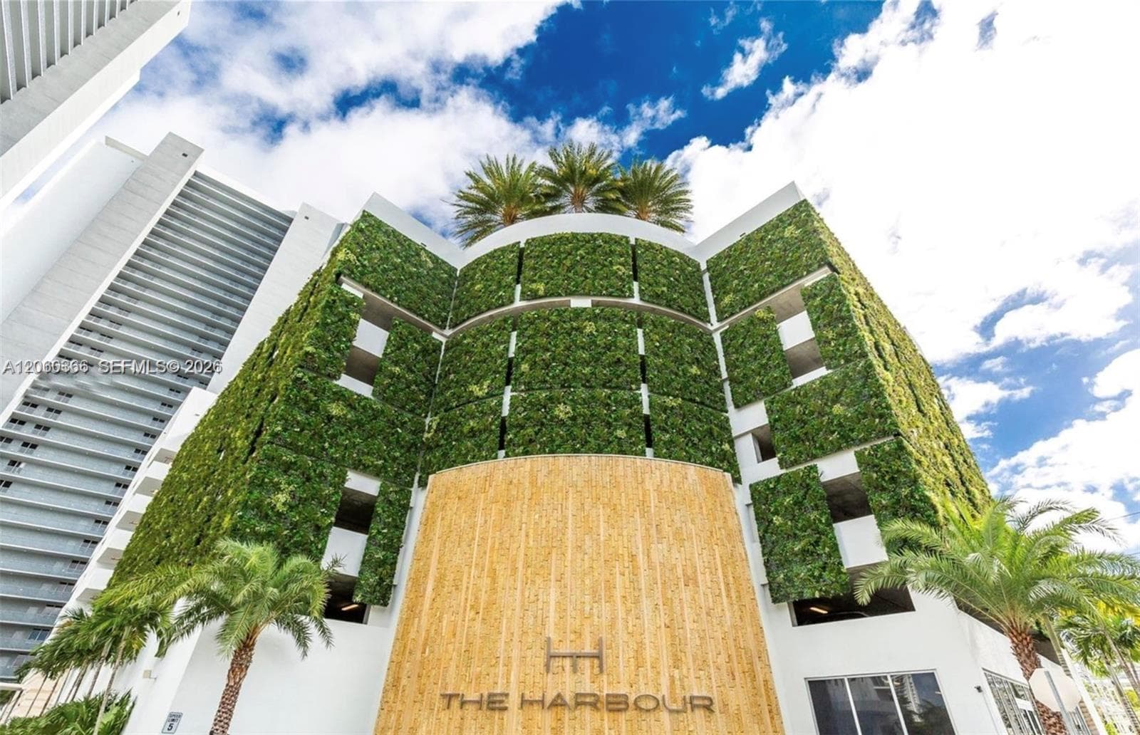 THE HARBOUR SOUTH CONDO · #1818 in North Miami Beach - Photo 3