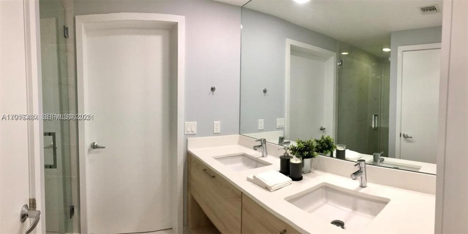 THE HARBOUR SOUTH CONDO · #1818 in North Miami Beach - Photo 18