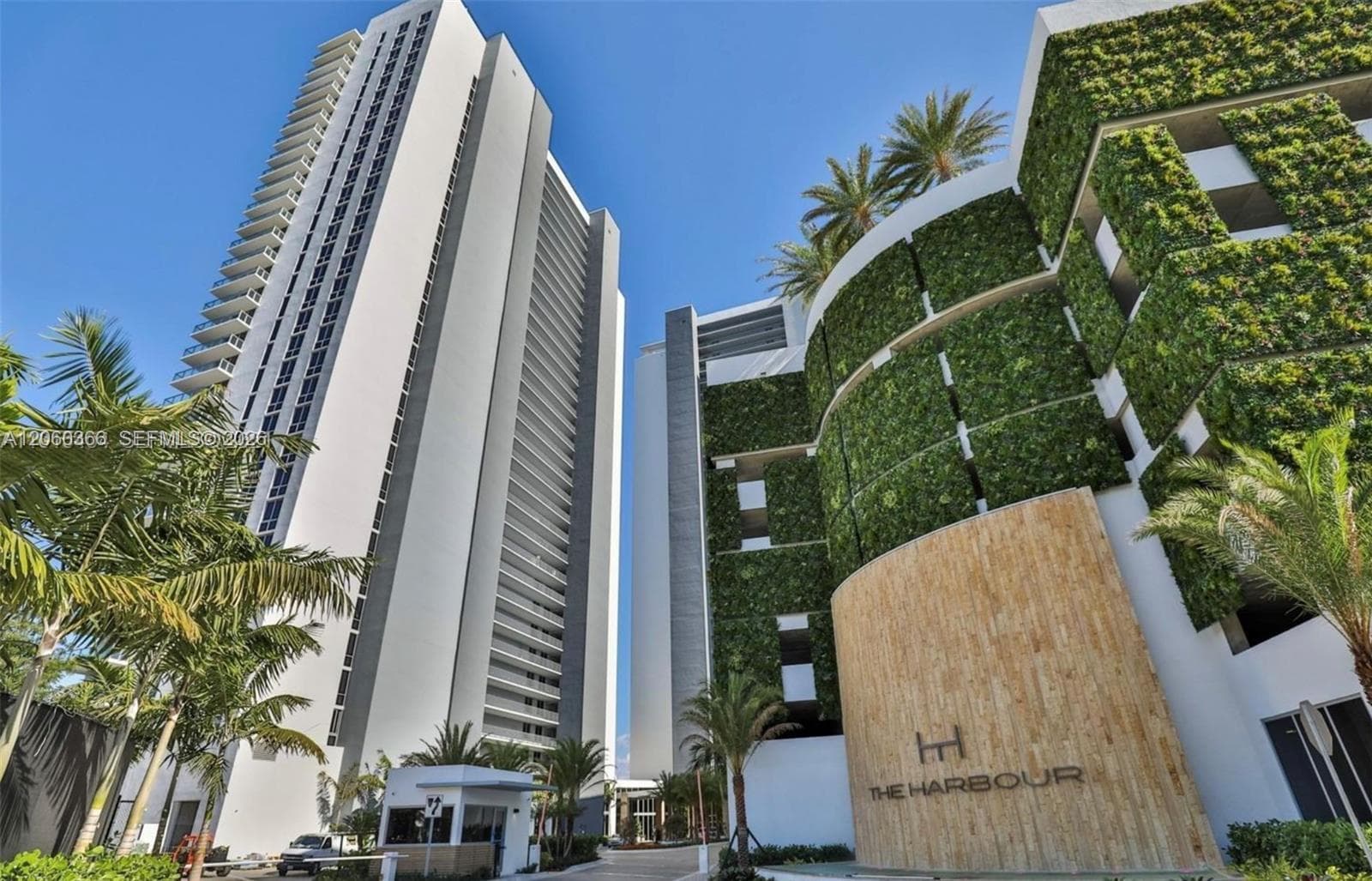 THE HARBOUR SOUTH CONDO · #1818 in North Miami Beach - Photo 4