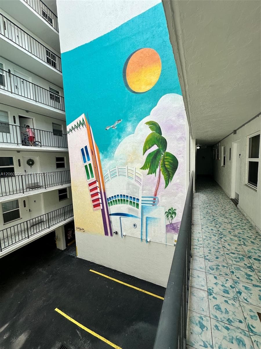 COLLINS TOWERS CONDO · #309 in Miami Beach - Photo 27