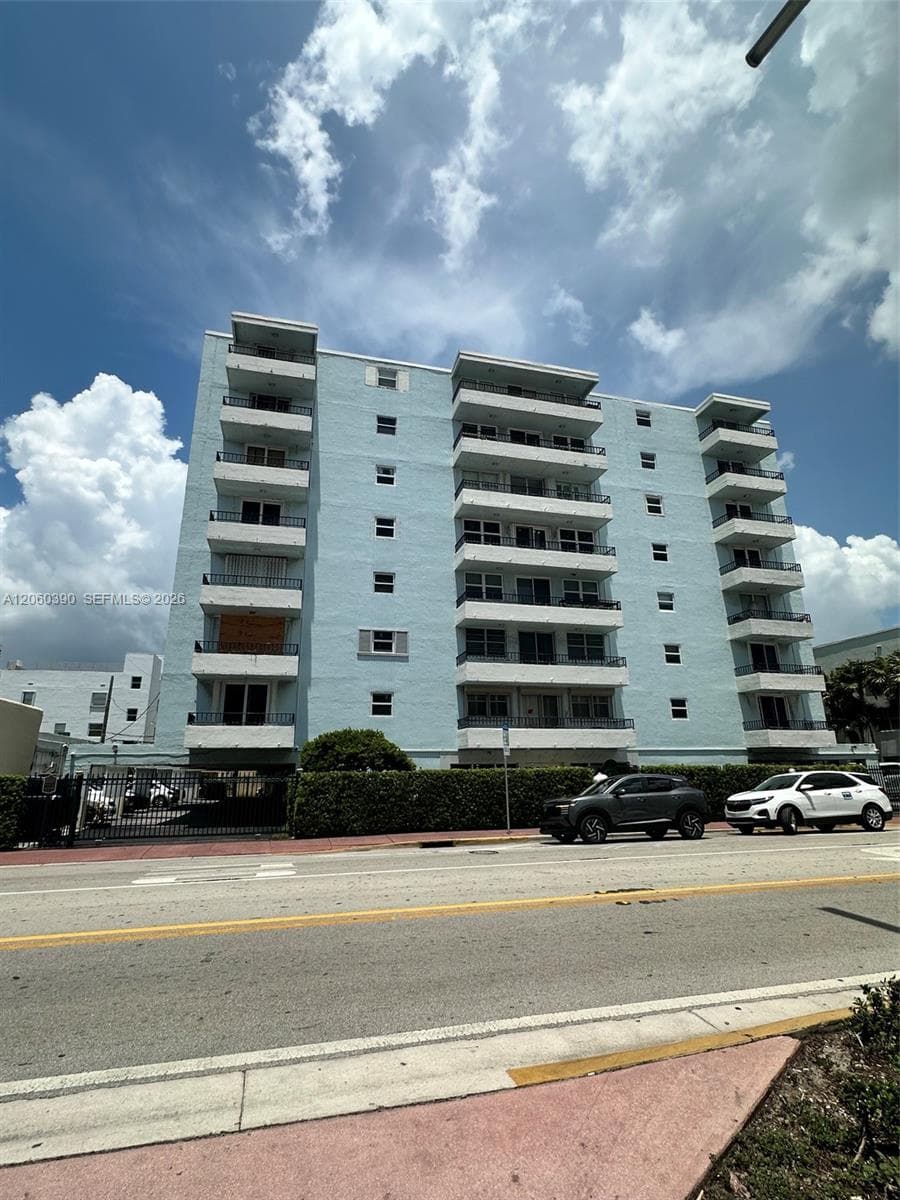 COLLINS TOWERS CONDO · #309 in Miami Beach - Photo 47