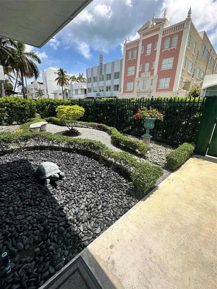 COLLINS TOWERS CONDO · #309 in Miami Beach - Photo 36