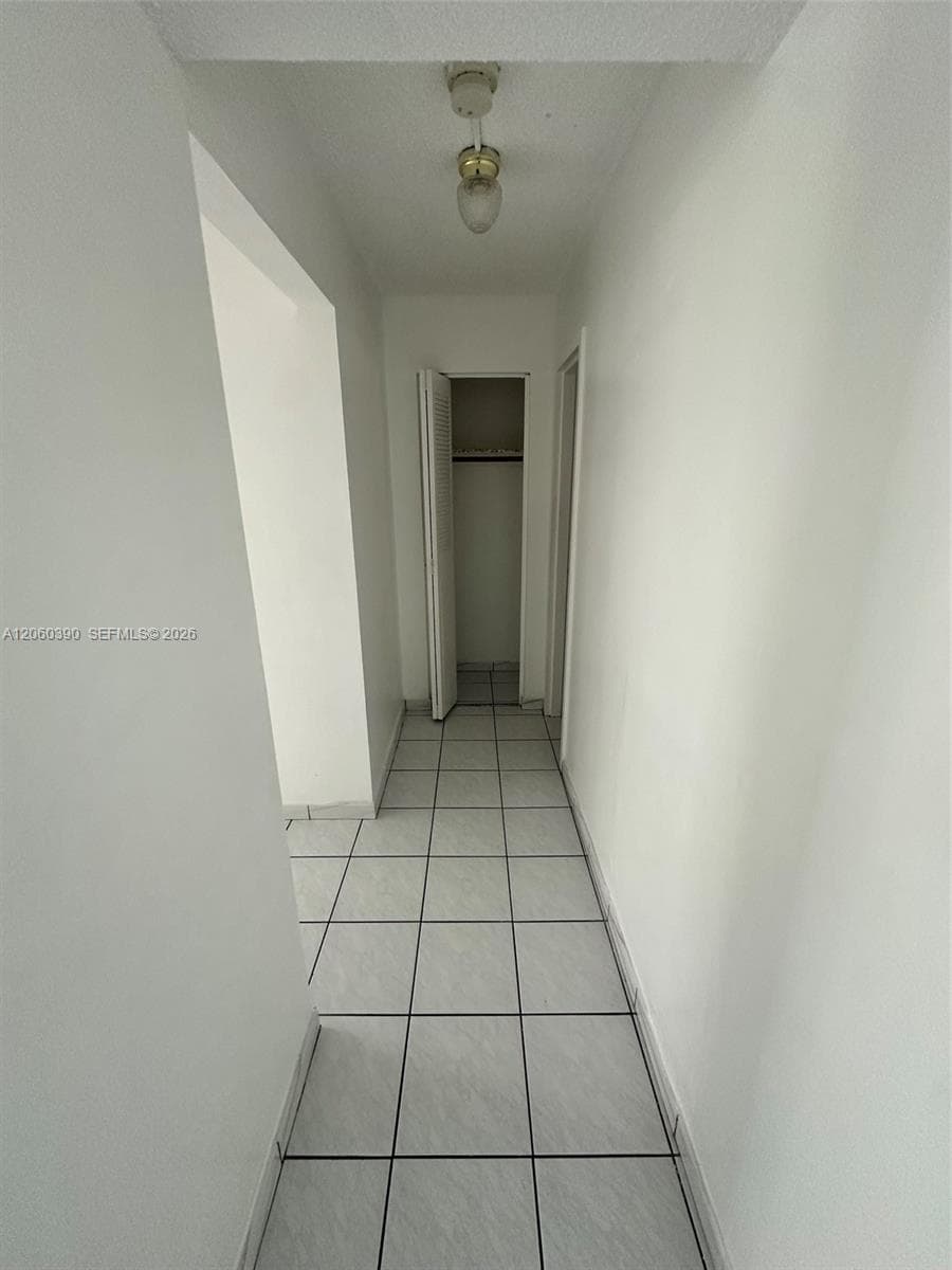 COLLINS TOWERS CONDO · #309 in Miami Beach - Photo 21