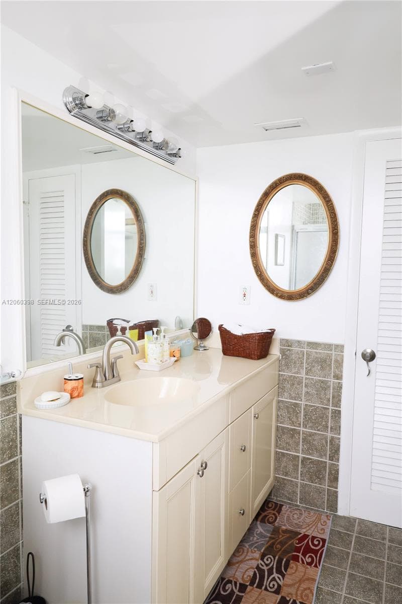 THIRD MOORINGS CONDO · #351 in Miami - Photo 11
