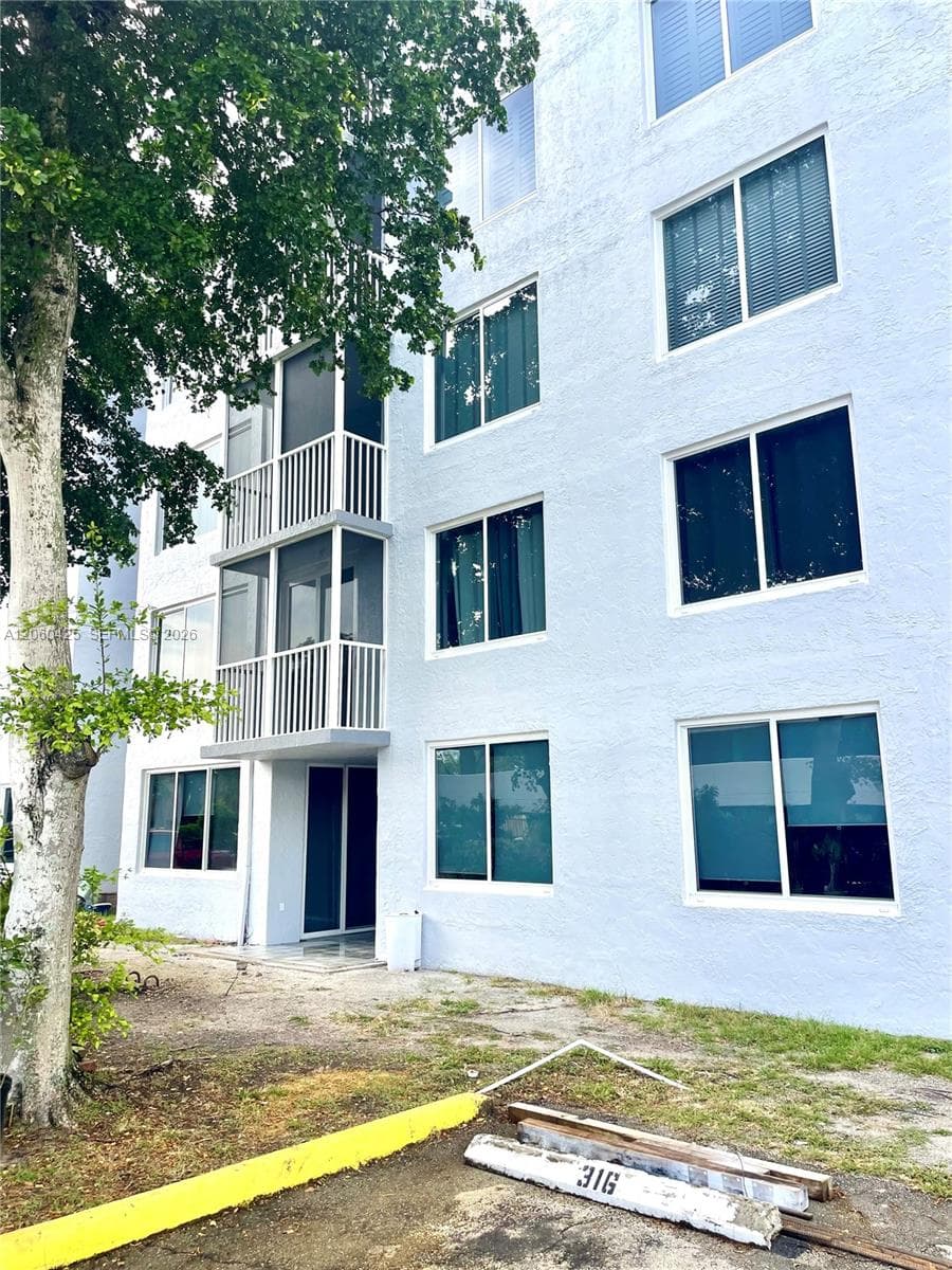 GREYNOLDS PARK CLUB CONDO · #203 in North Miami Beach - Photo 32