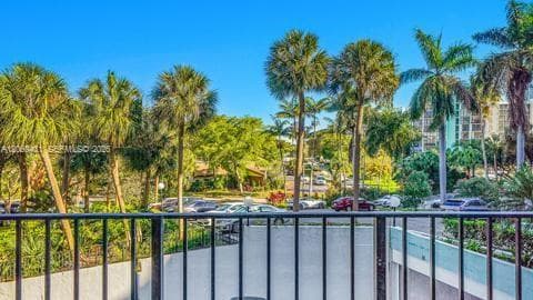 200 Leslie Condo · #329 in Hallandale Beach - Photo 12