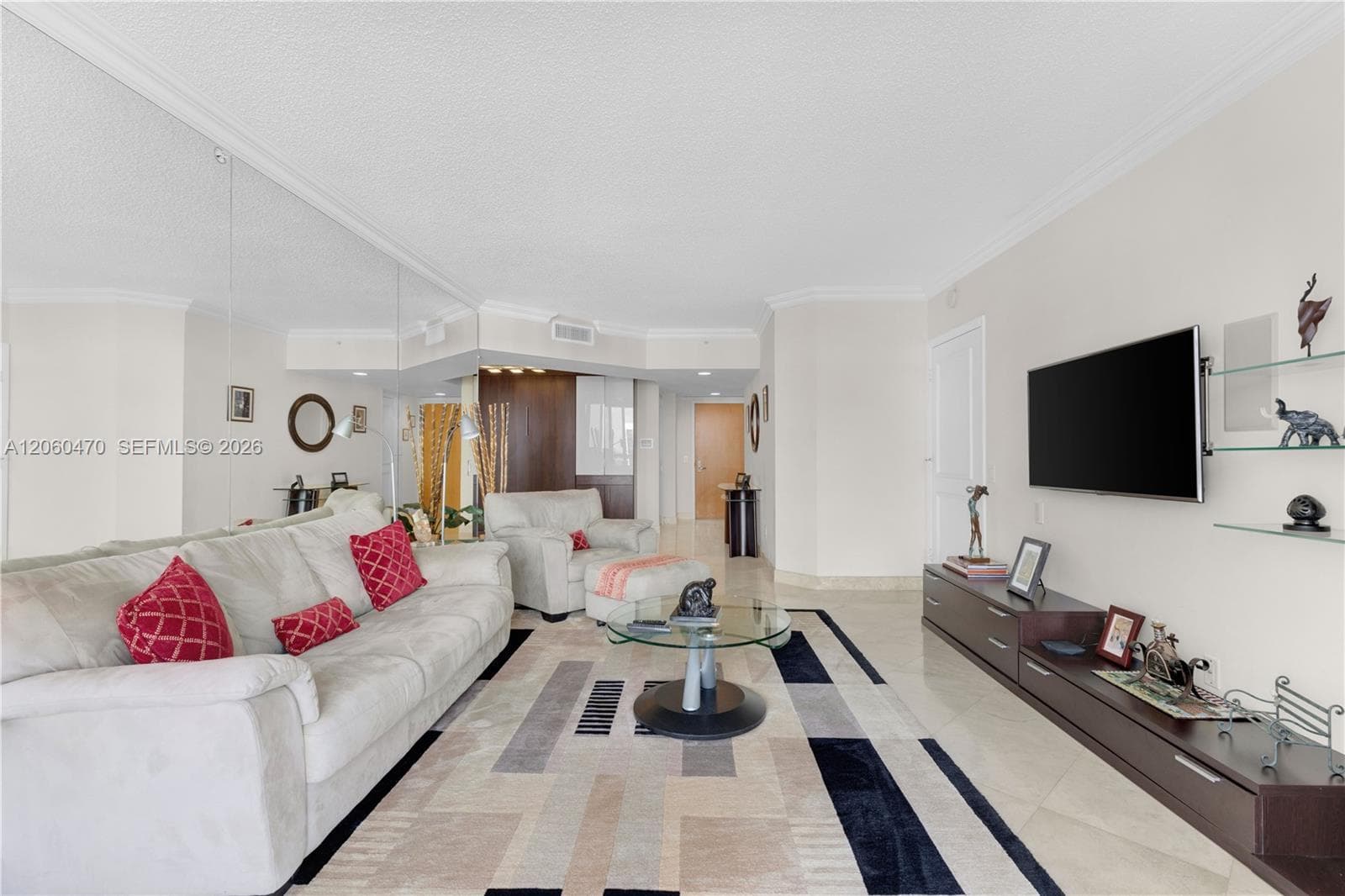 SOUTH TOWER AT THE POINT · #1804 in Aventura - Photo 6