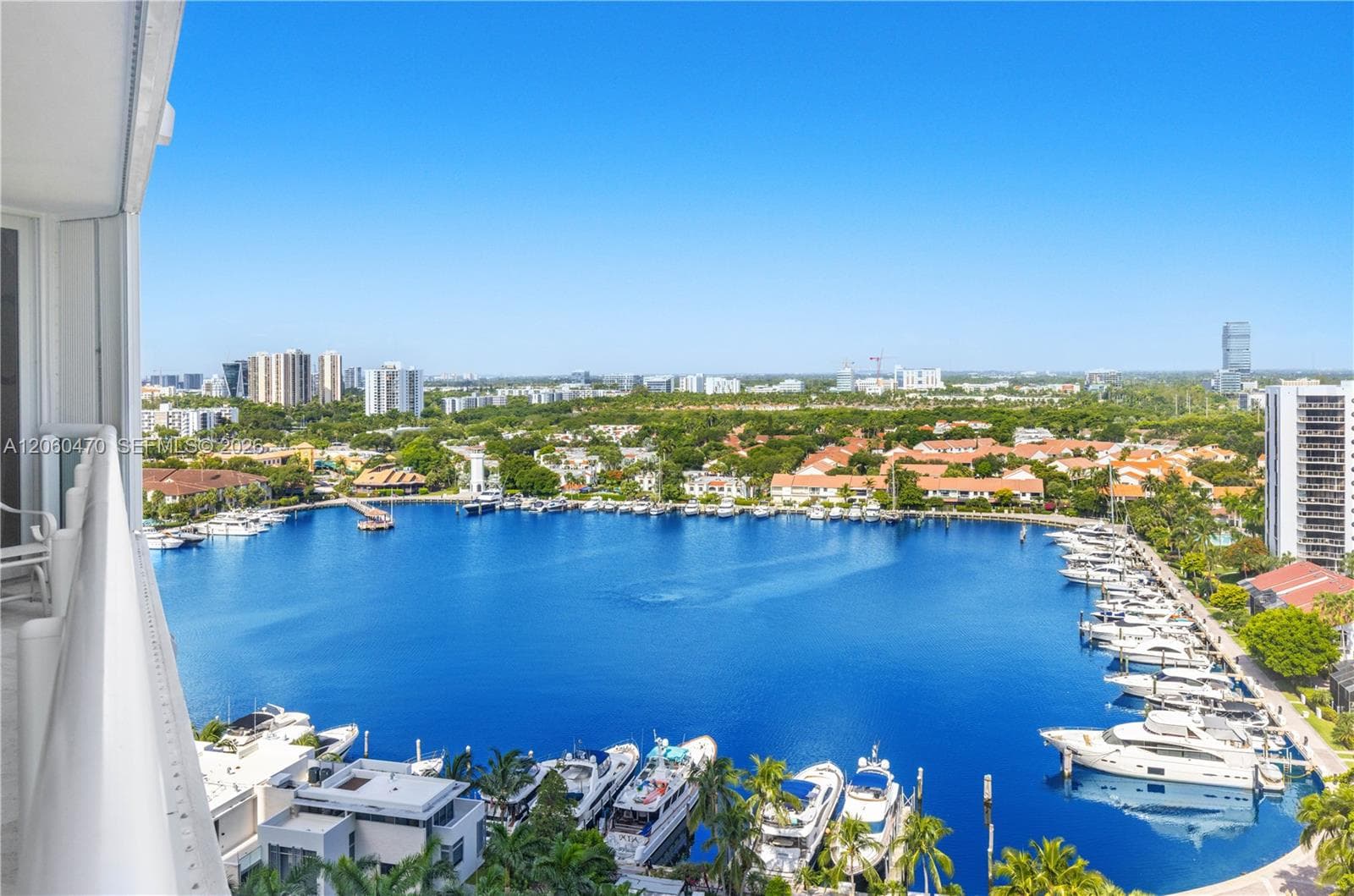 SOUTH TOWER AT THE POINT · #1804 in Aventura - Photo 22