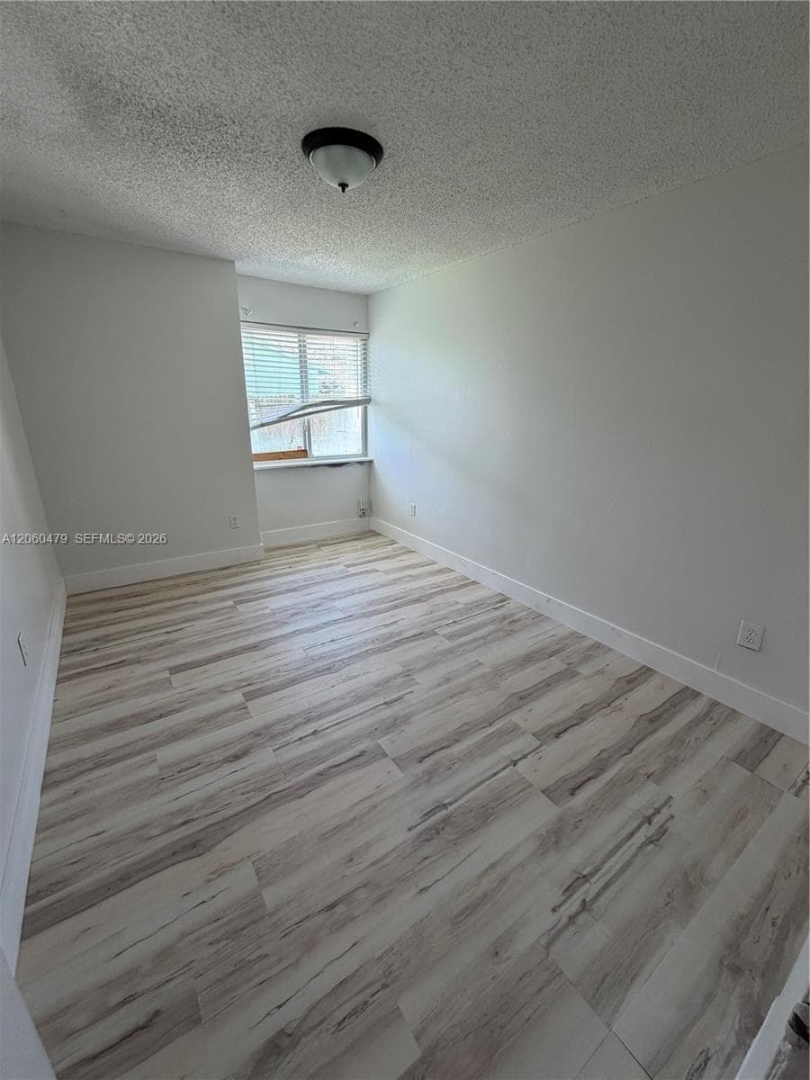 18602 NW 46th Ave #18602 photo 6