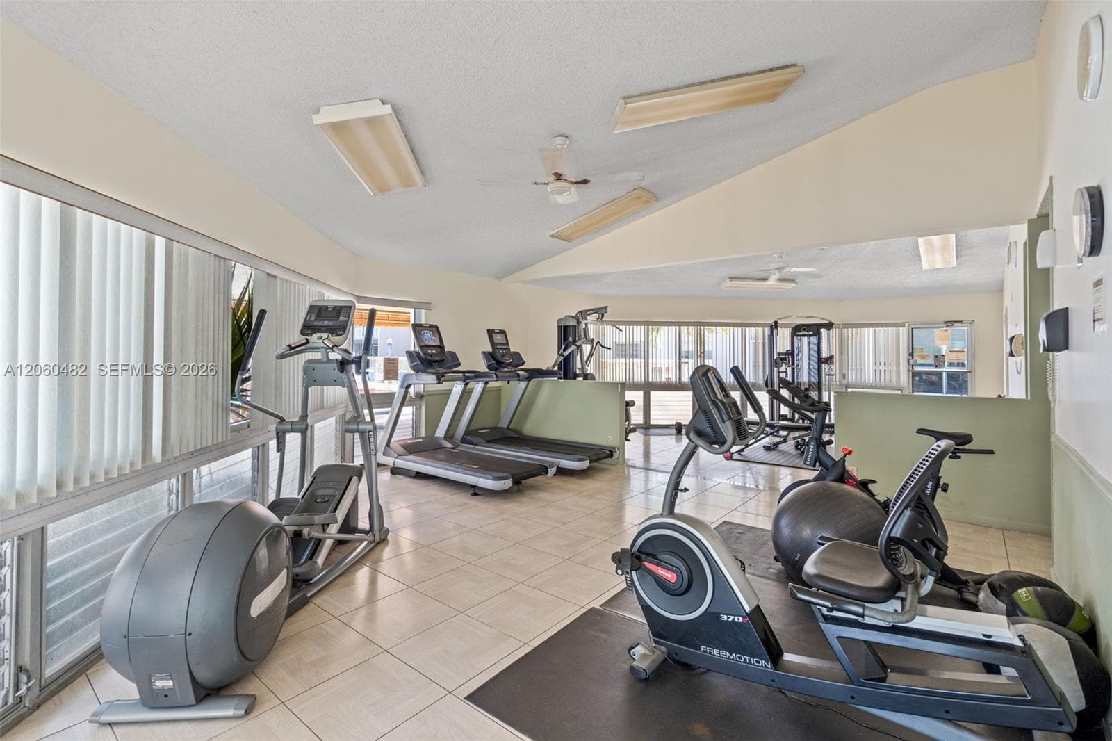 Meadowbrook Tower I · #207 in Hallandale Beach - Photo 28