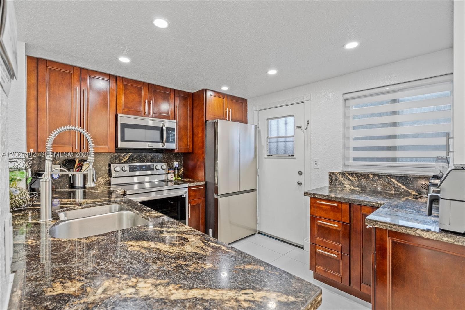 Meadowbrook Tower I · #207 in Hallandale Beach - Photo 5