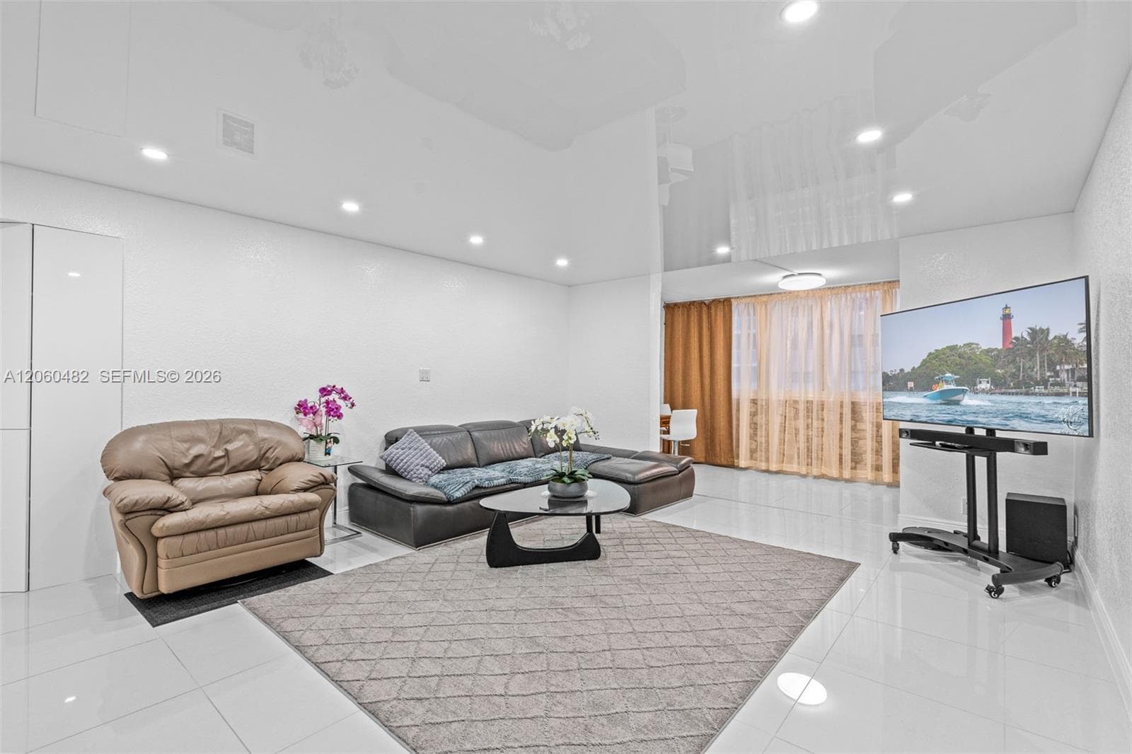 Meadowbrook Tower I · #207 in Hallandale Beach - Photo 10
