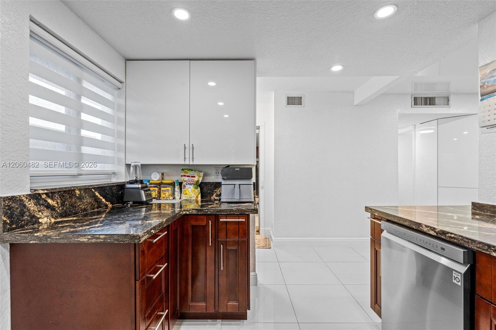 Meadowbrook Tower I · #207 in Hallandale Beach - Photo 11