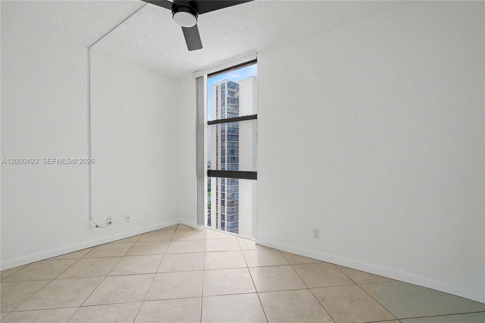 CORONADO · #1702 in Aventura - Photo 23