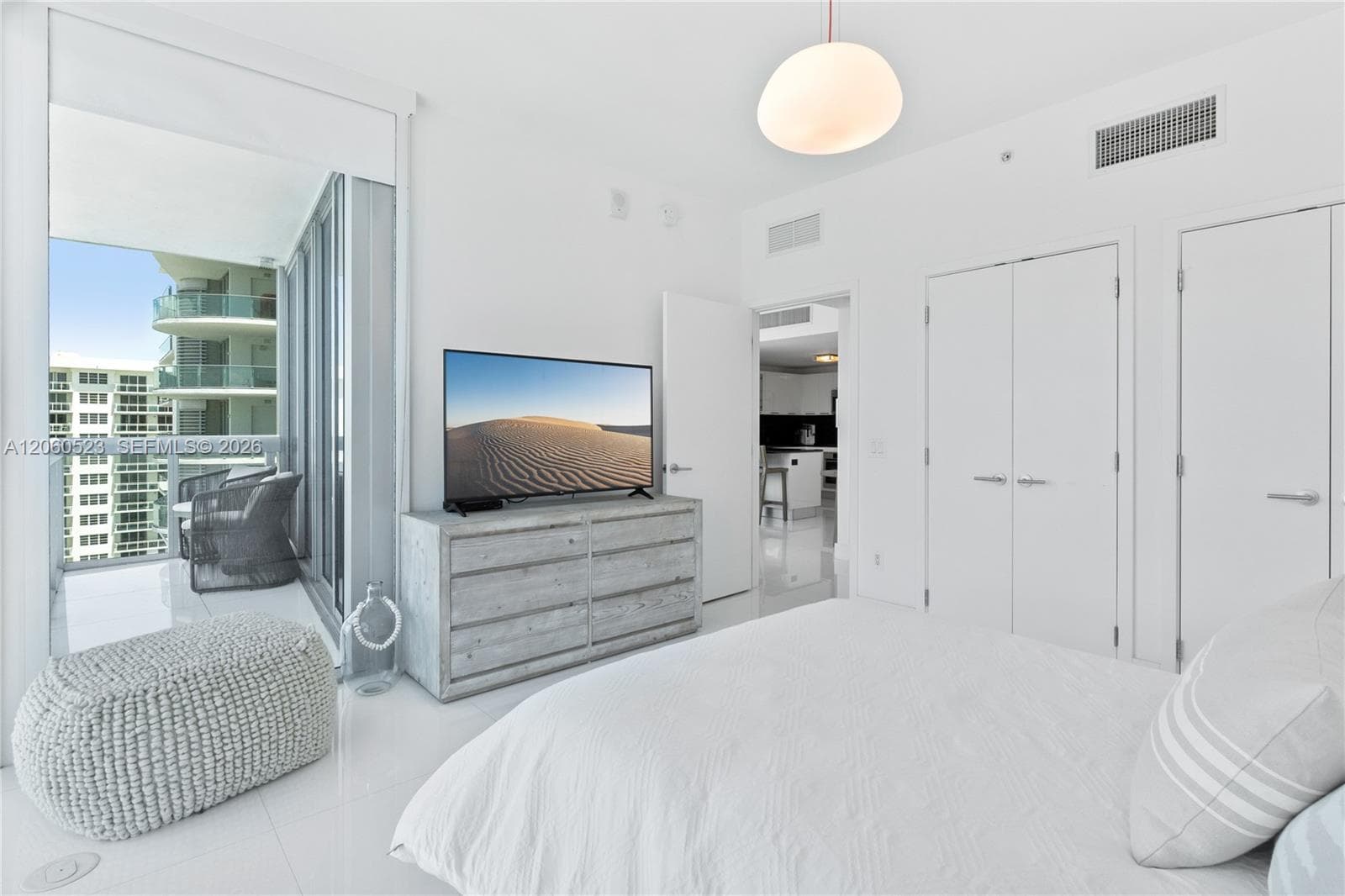 Carillon Miami Beach · #1104 in Miami Beach - Photo 13