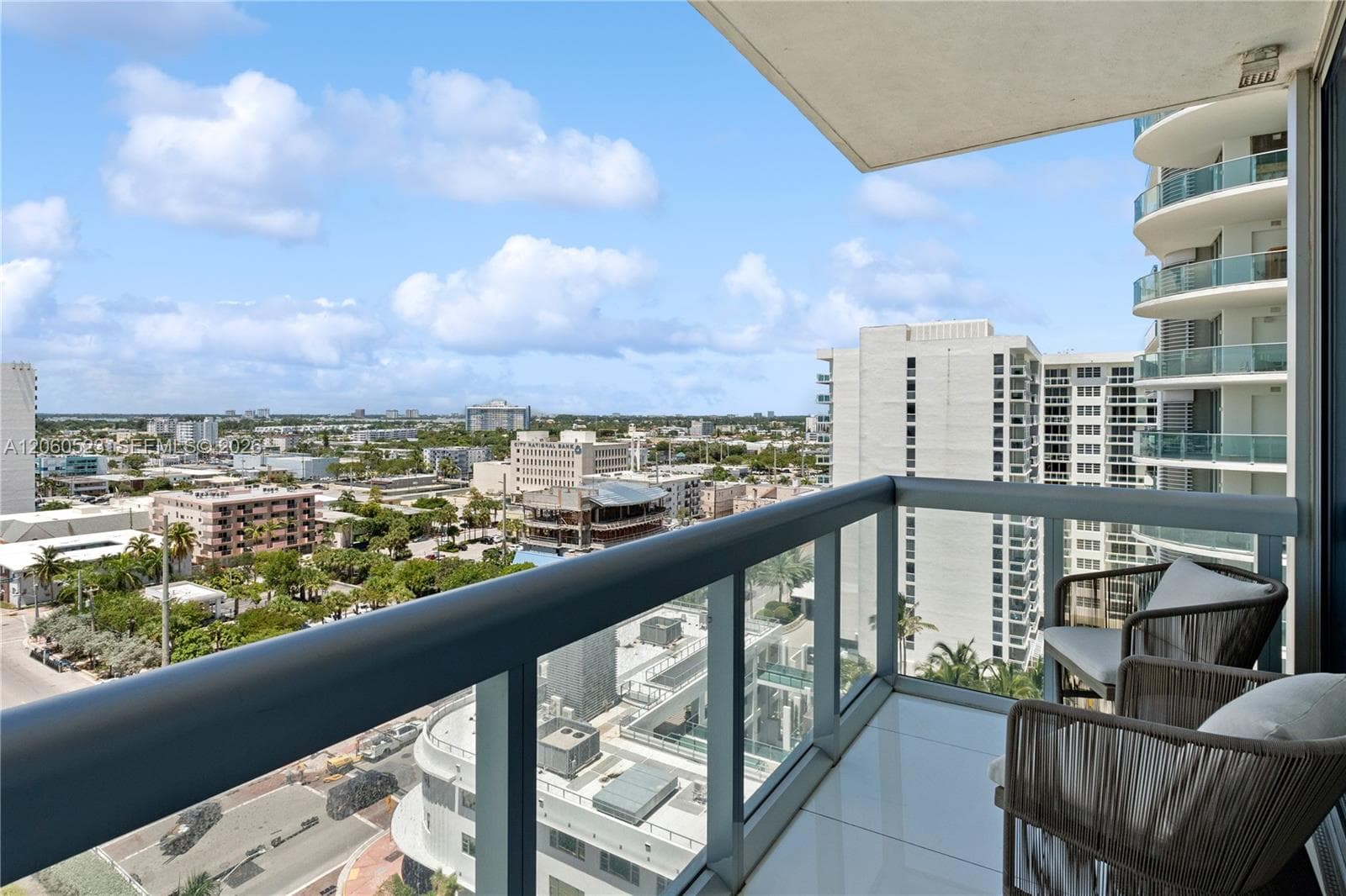 Carillon Miami Beach · #1104 in Miami Beach - Photo 9