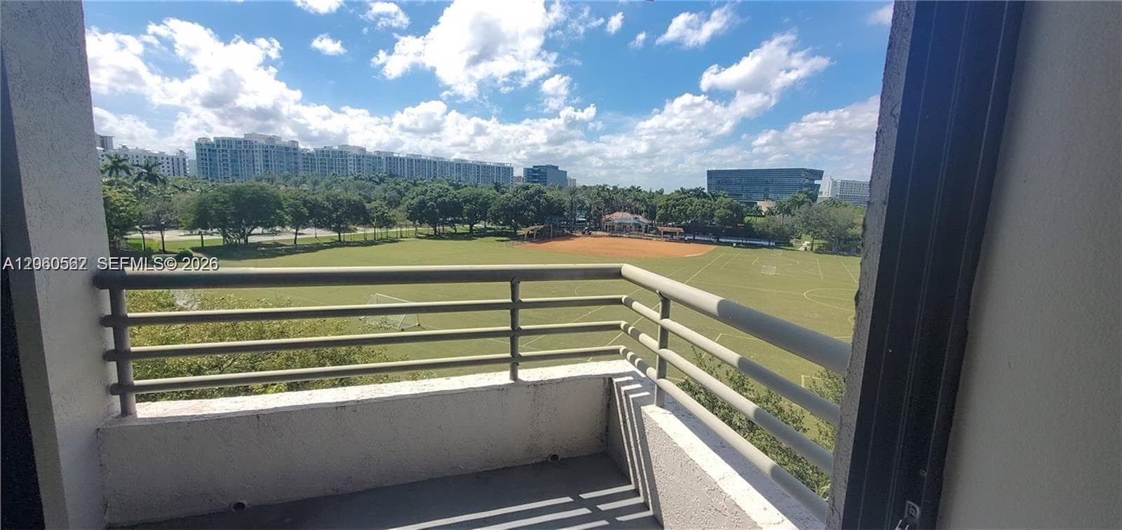 PARC CENTRAL · #501 in Aventura - Photo 8