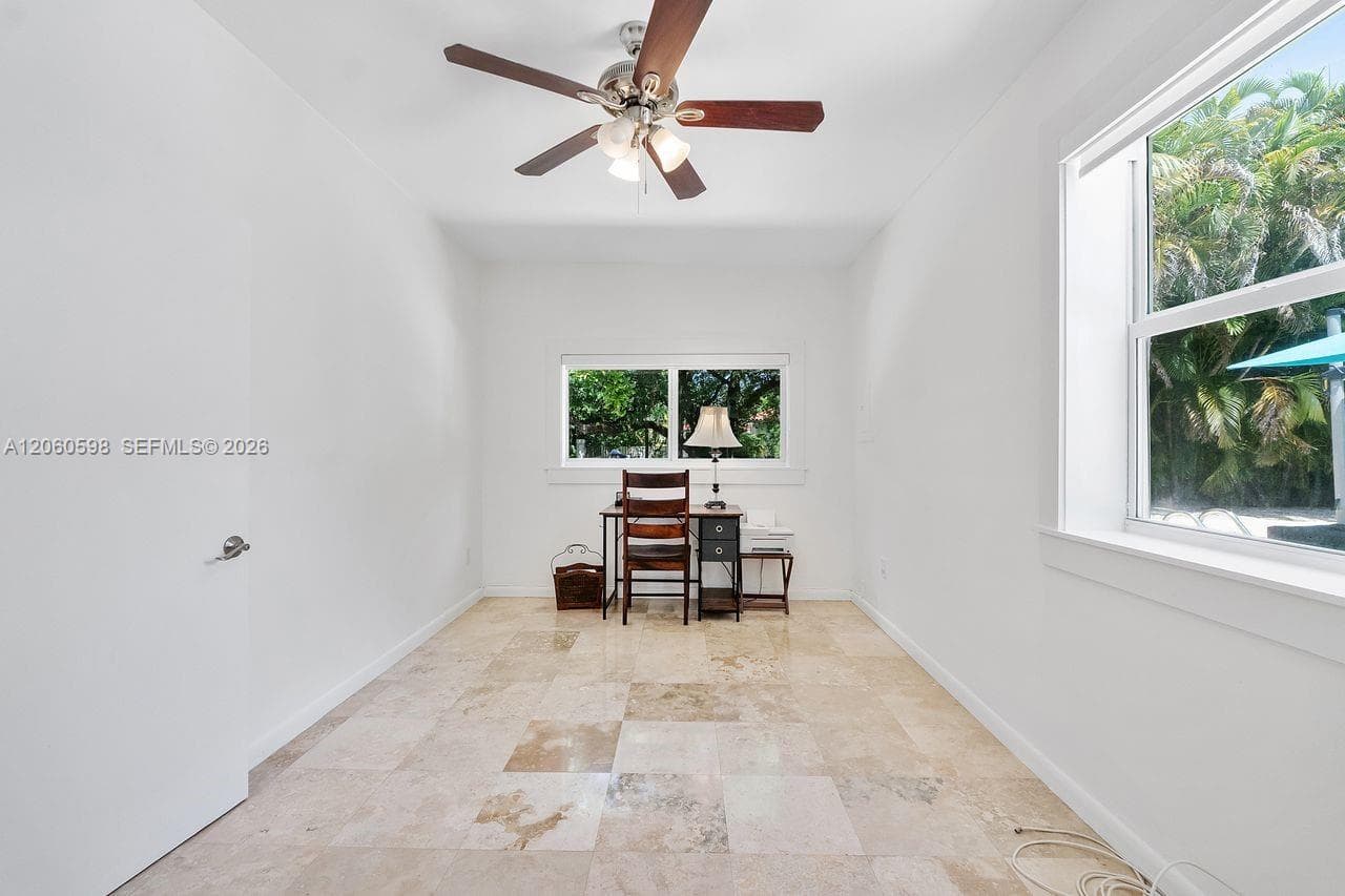 1042 Sorolla Ave photo 76