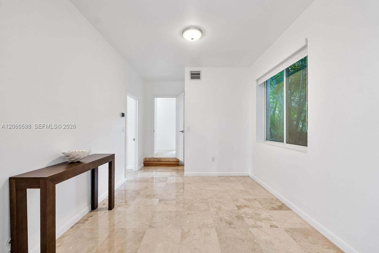 1042 Sorolla Ave photo 73