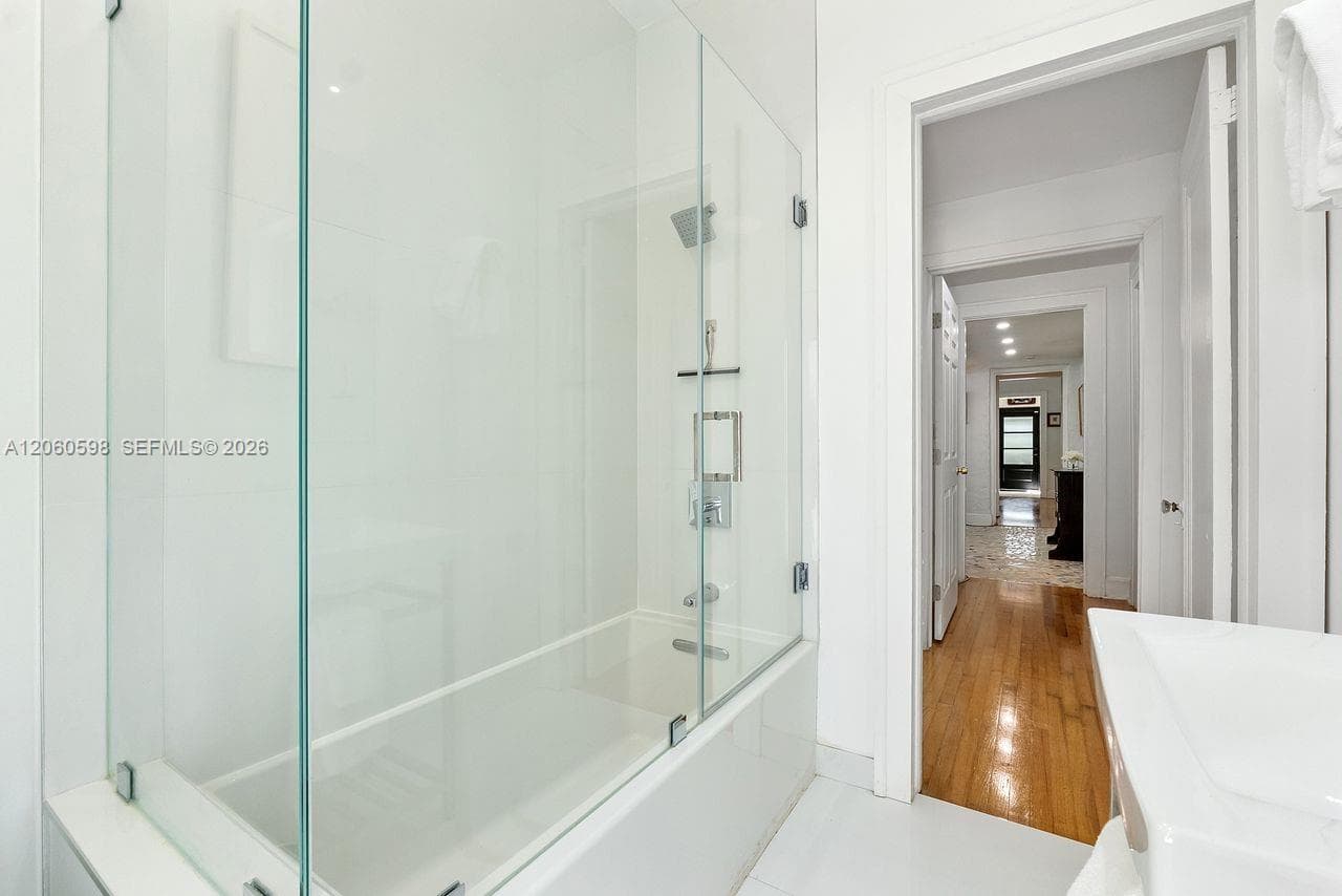 1042 Sorolla Ave photo 40