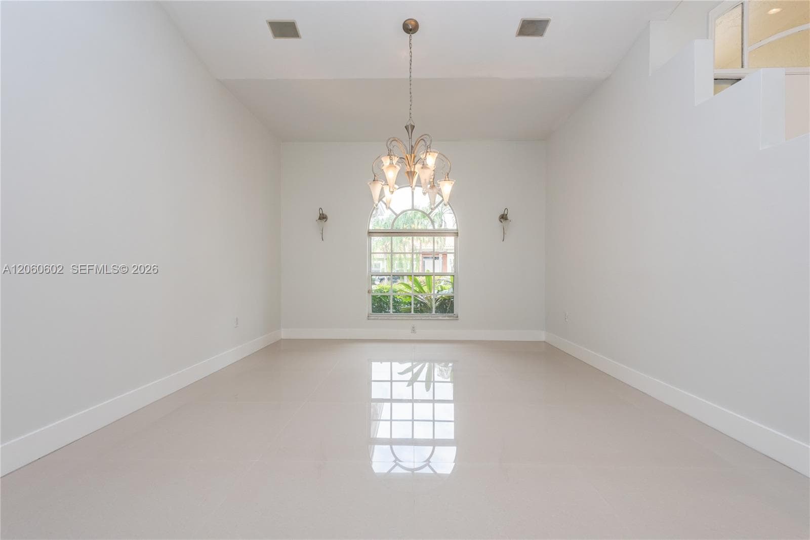 8198 SW 84th Ter photo 8
