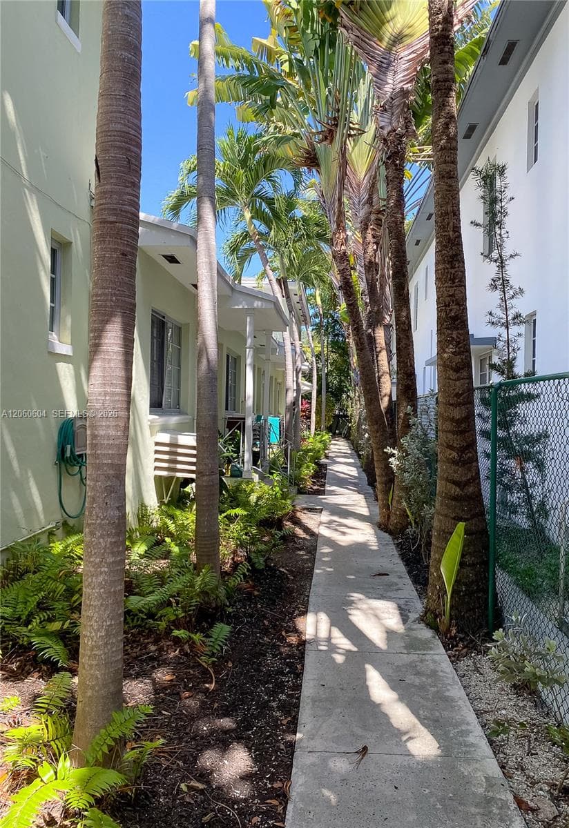 MARBELLA OF SOUTH BEACH C · #3 in Miami Beach - Photo 3