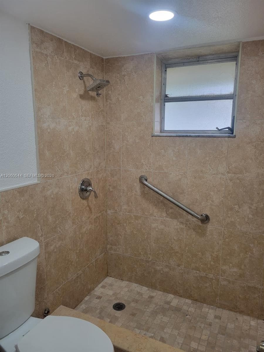 VILLAS OF WEST BIRD CONDO · #50 in Miami - Photo 6