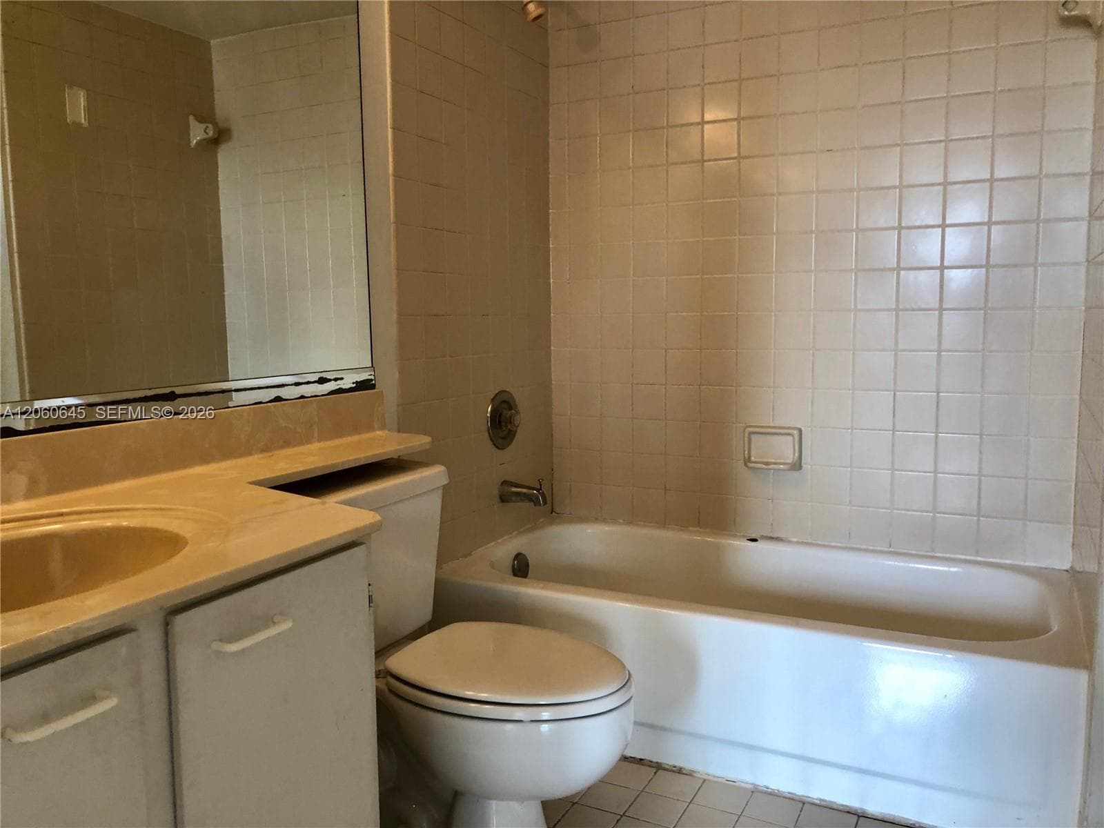 MEDITERRANEAN VILLAS · #311 in Hialeah - Photo 12