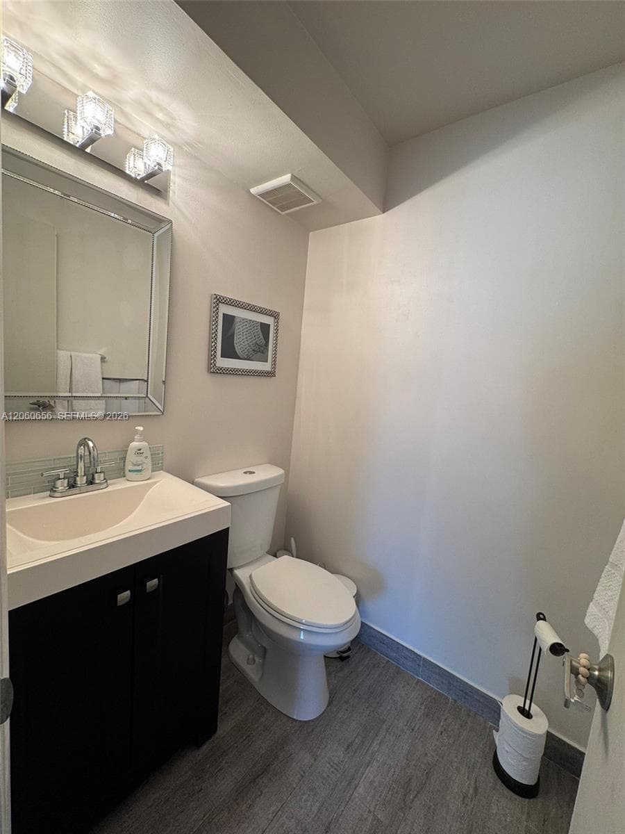 GABLES POINT · #10 in Miami - Photo 17