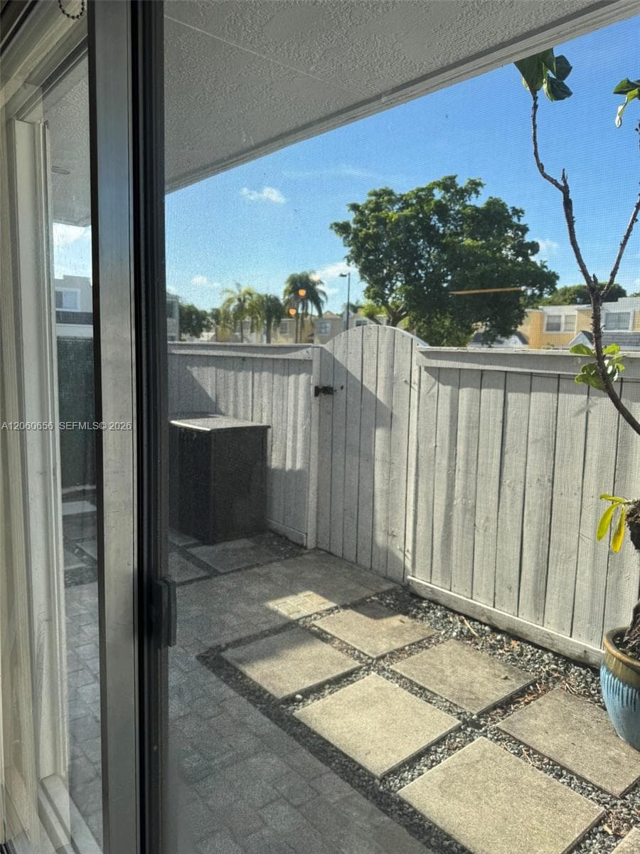 GABLES POINT · #10 in Miami - Photo 19