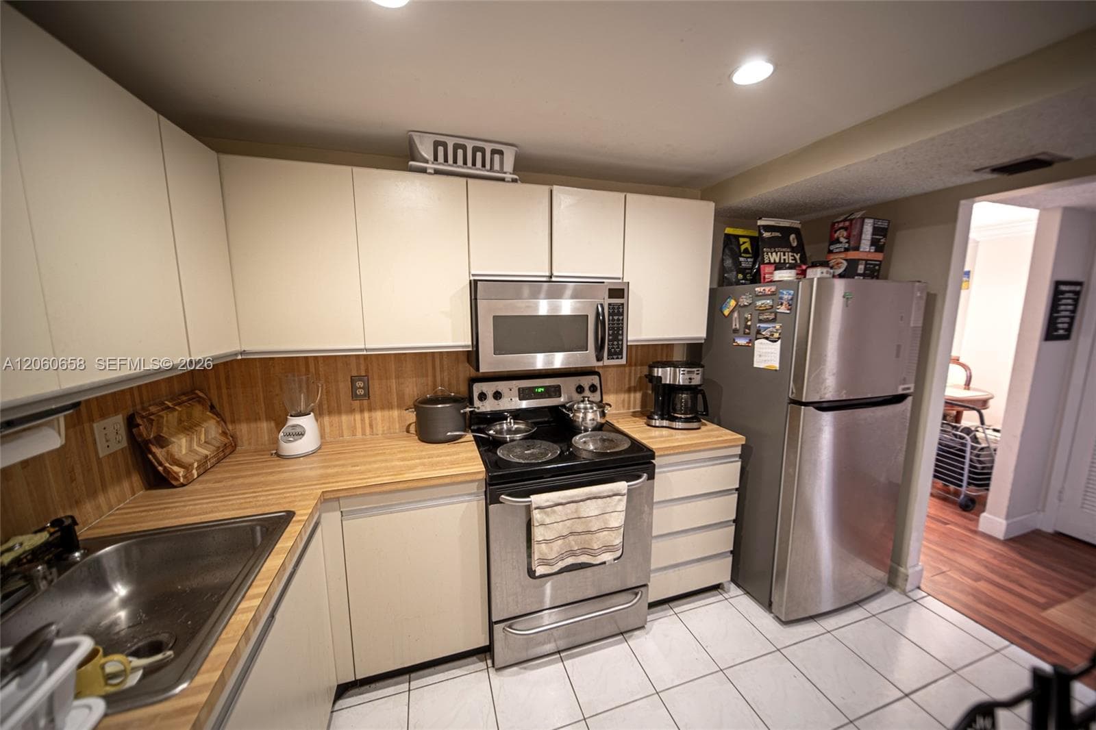 The Olympus Condo · #517 in Hallandale Beach - Photo 22