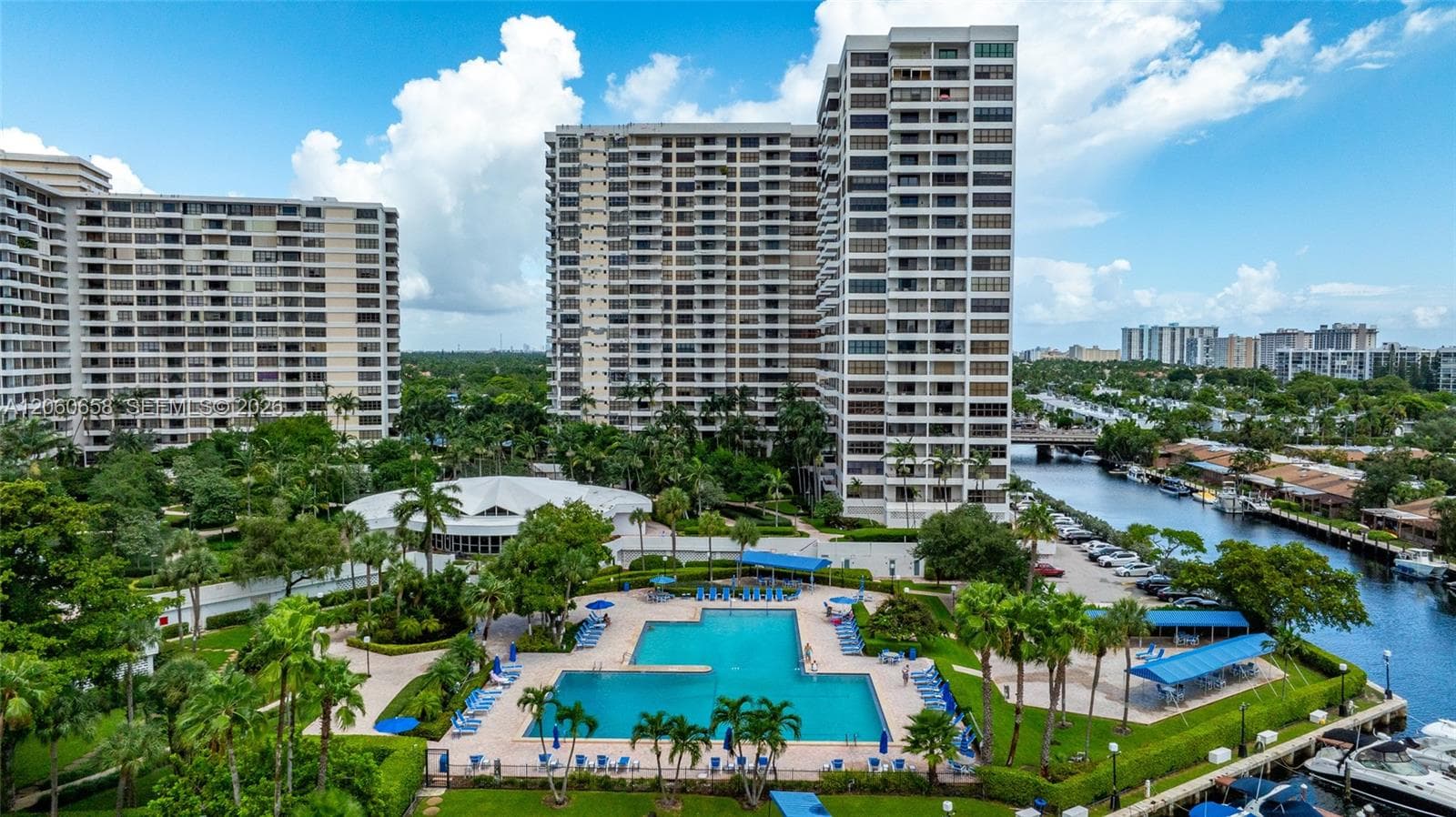 The Olympus Condo · #517 in Hallandale Beach - Photo 11