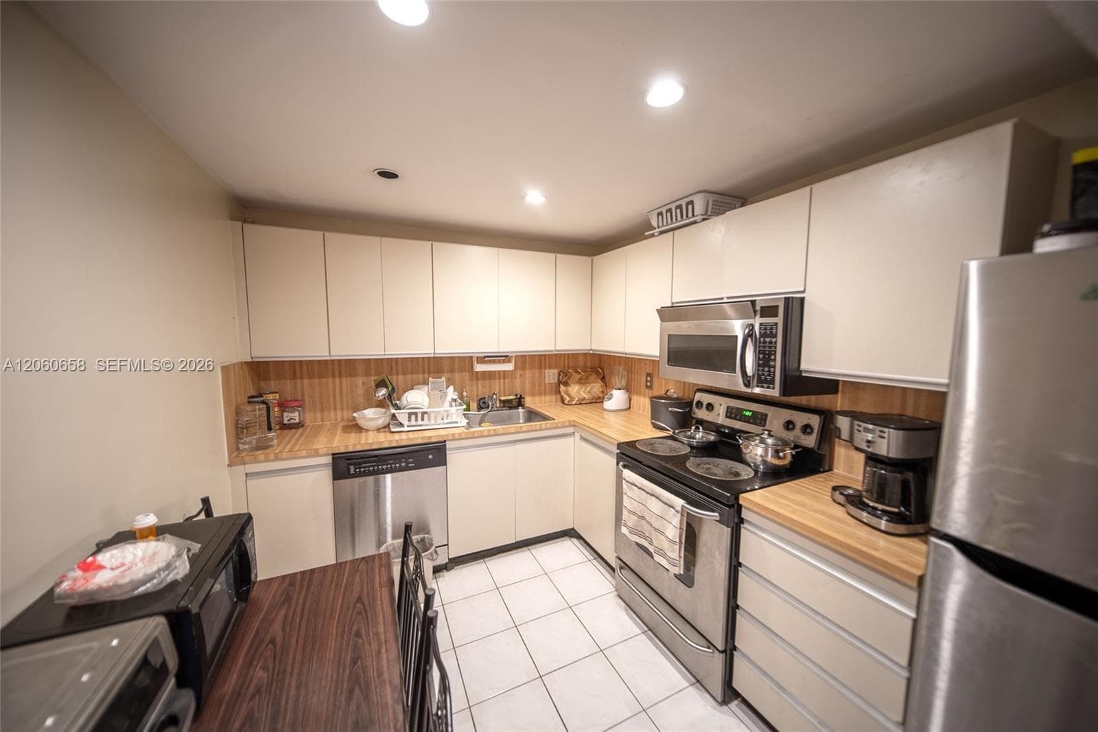 The Olympus Condo · #517 in Hallandale Beach - Photo 21