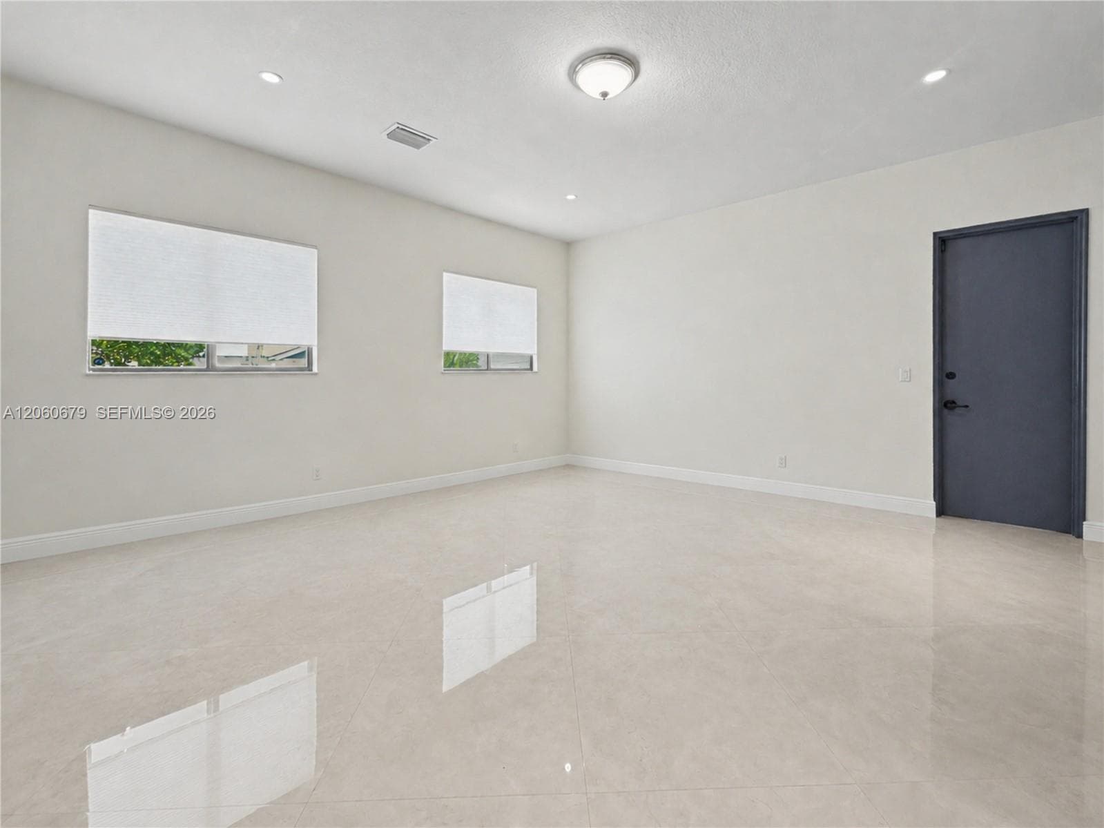 5th Bedroom/office/flex room