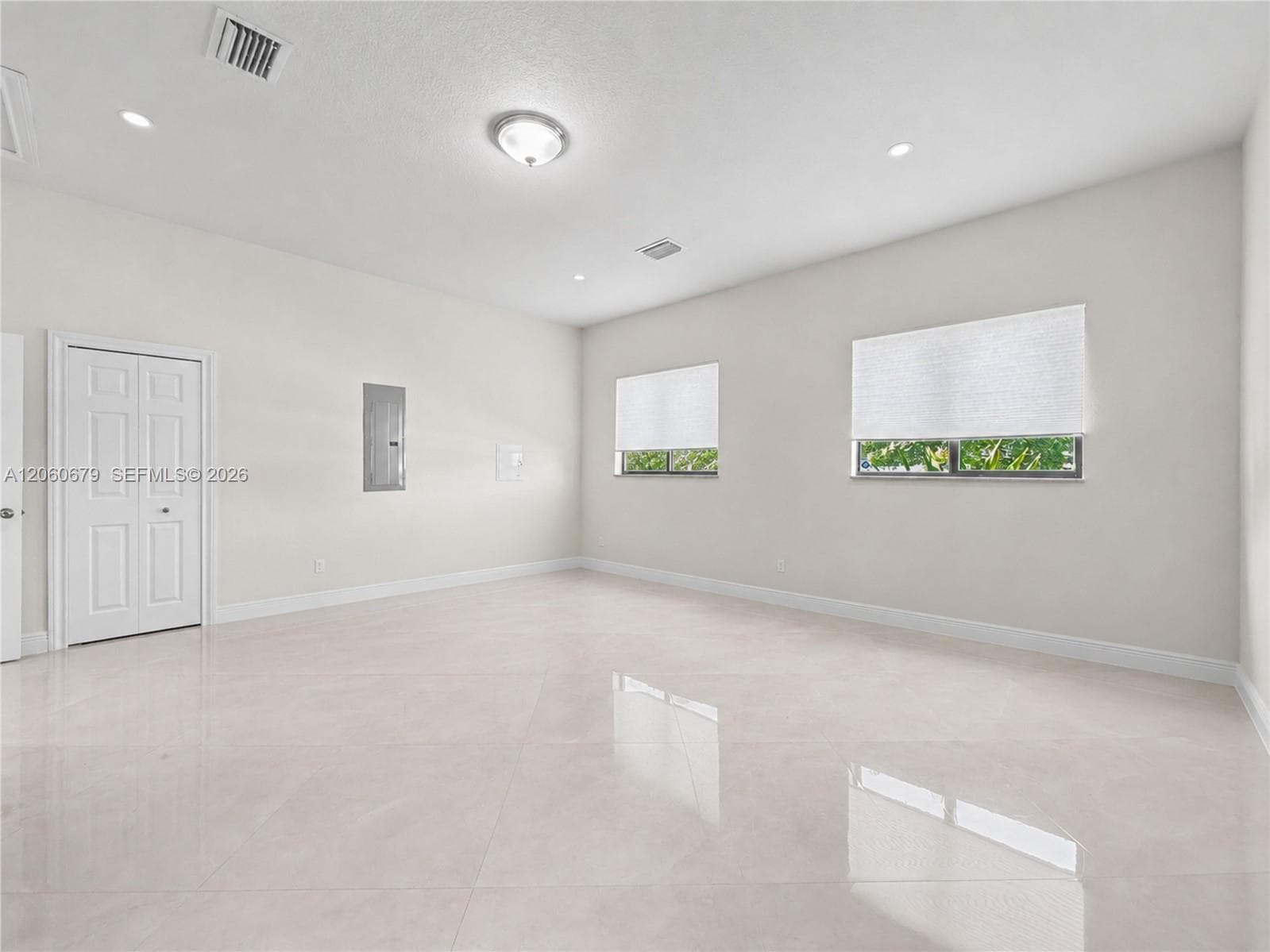 5th Bedroom/office/flex room