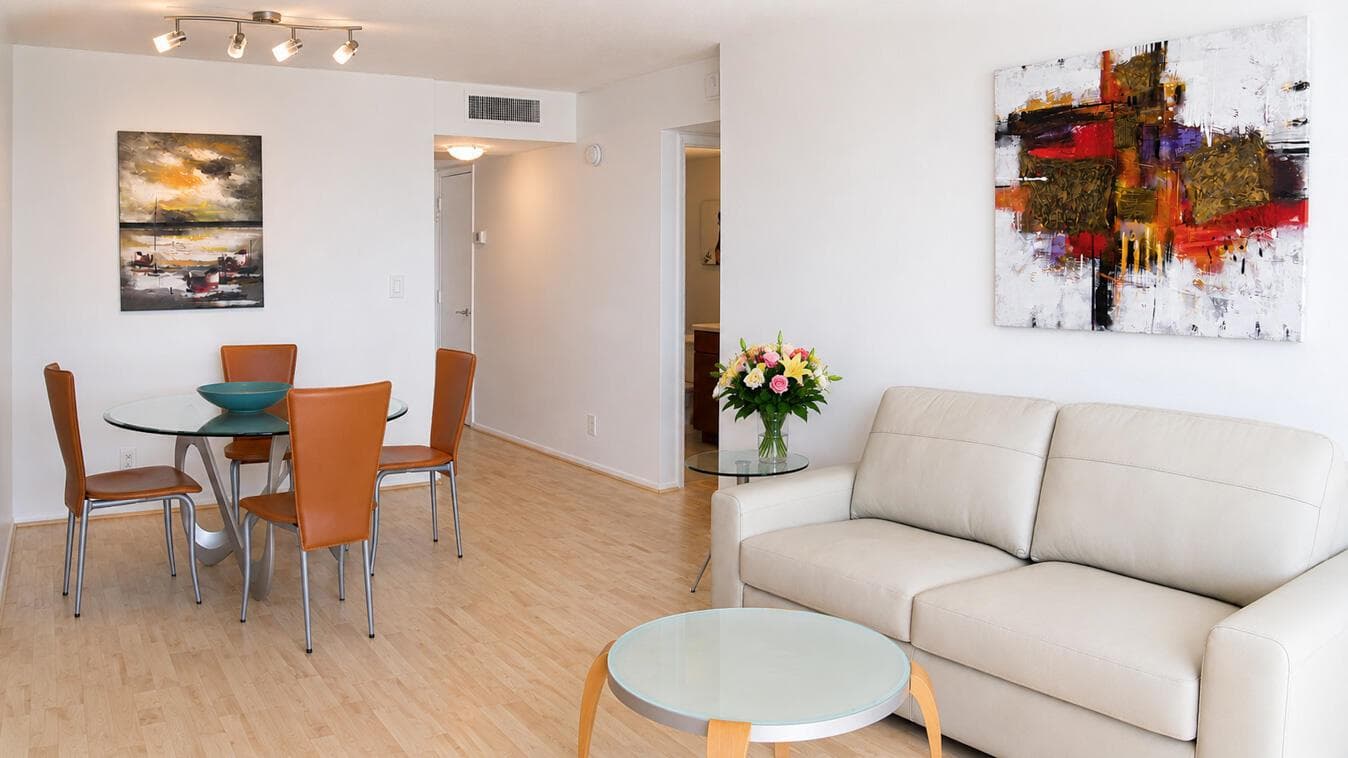 Isabel-Loel Condo 006