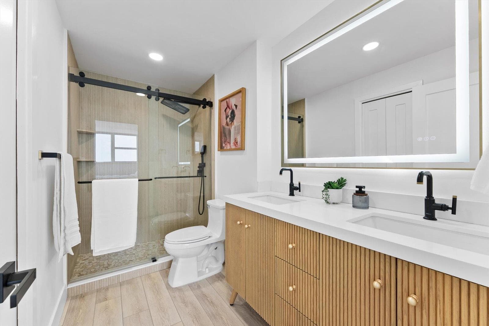 PRIMARY BATHROOM