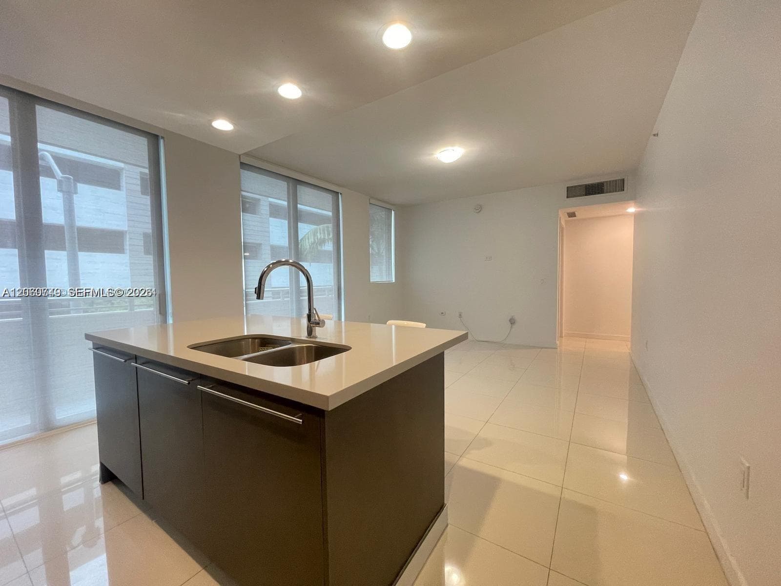 MIDTOWN DORAL CONDO 4 · #212 in Doral - Photo 4