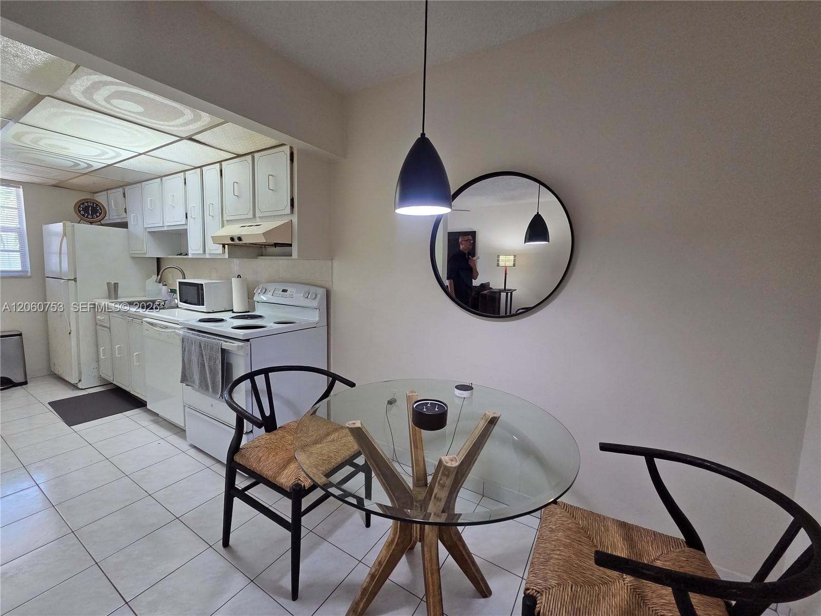 STAR PARADISE · #229 in Hallandale Beach - Photo 12