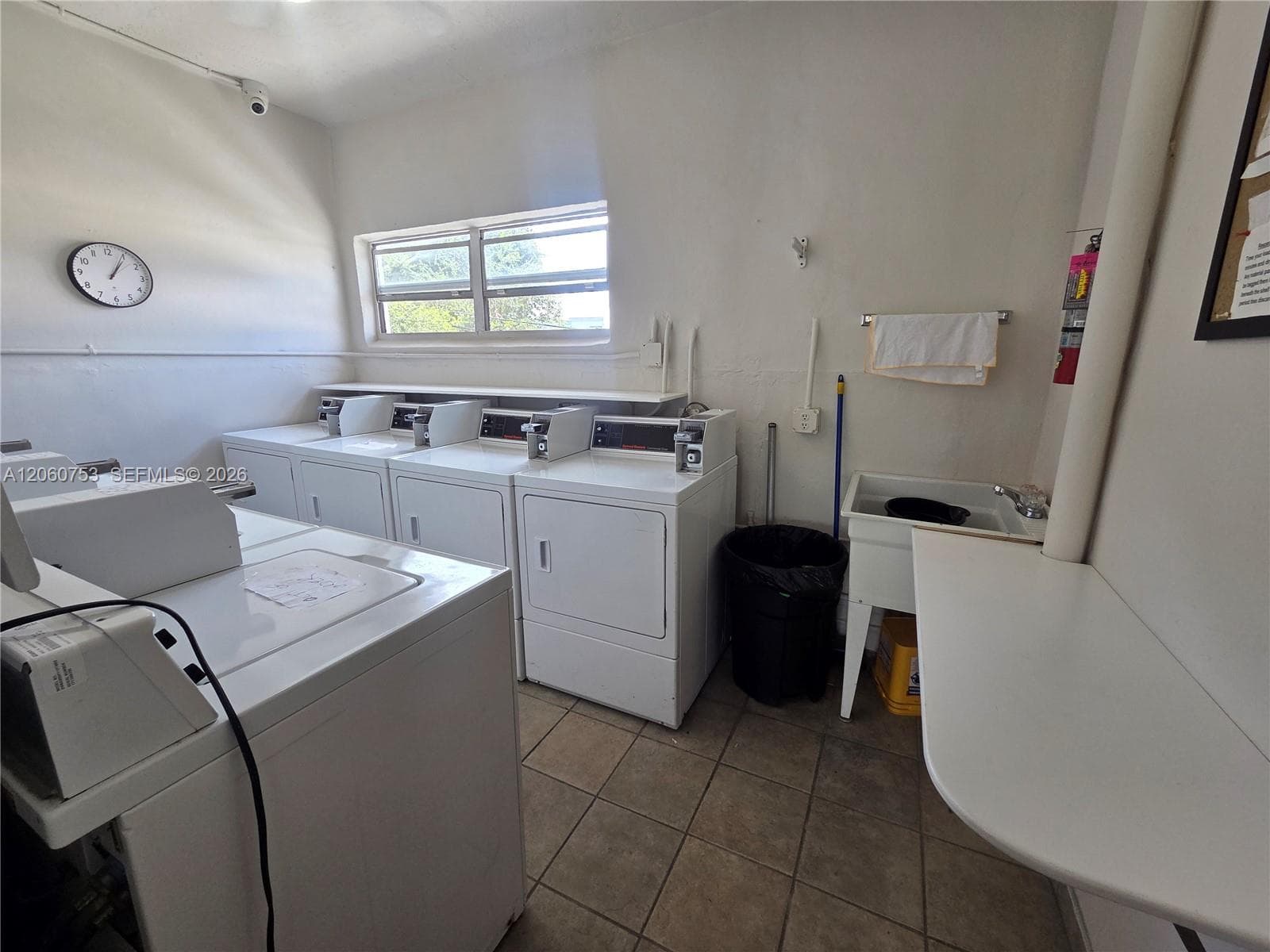 STAR PARADISE · #229 in Hallandale Beach - Photo 33