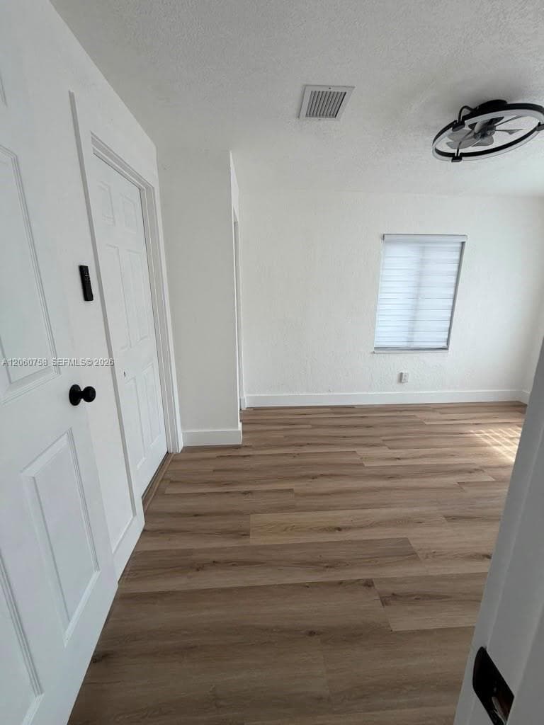 5700 N Miami Ave photo 7