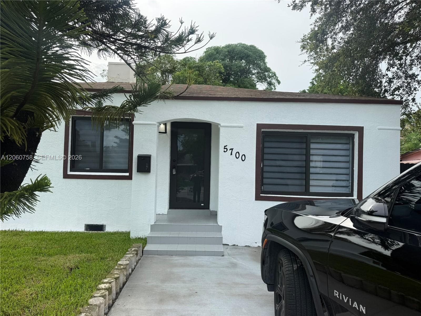 5700 N Miami Ave photo 20