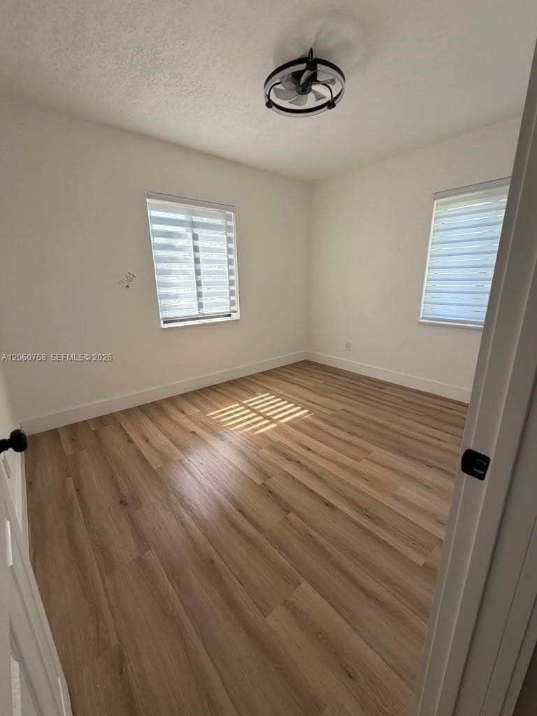 5700 N Miami Ave photo 9