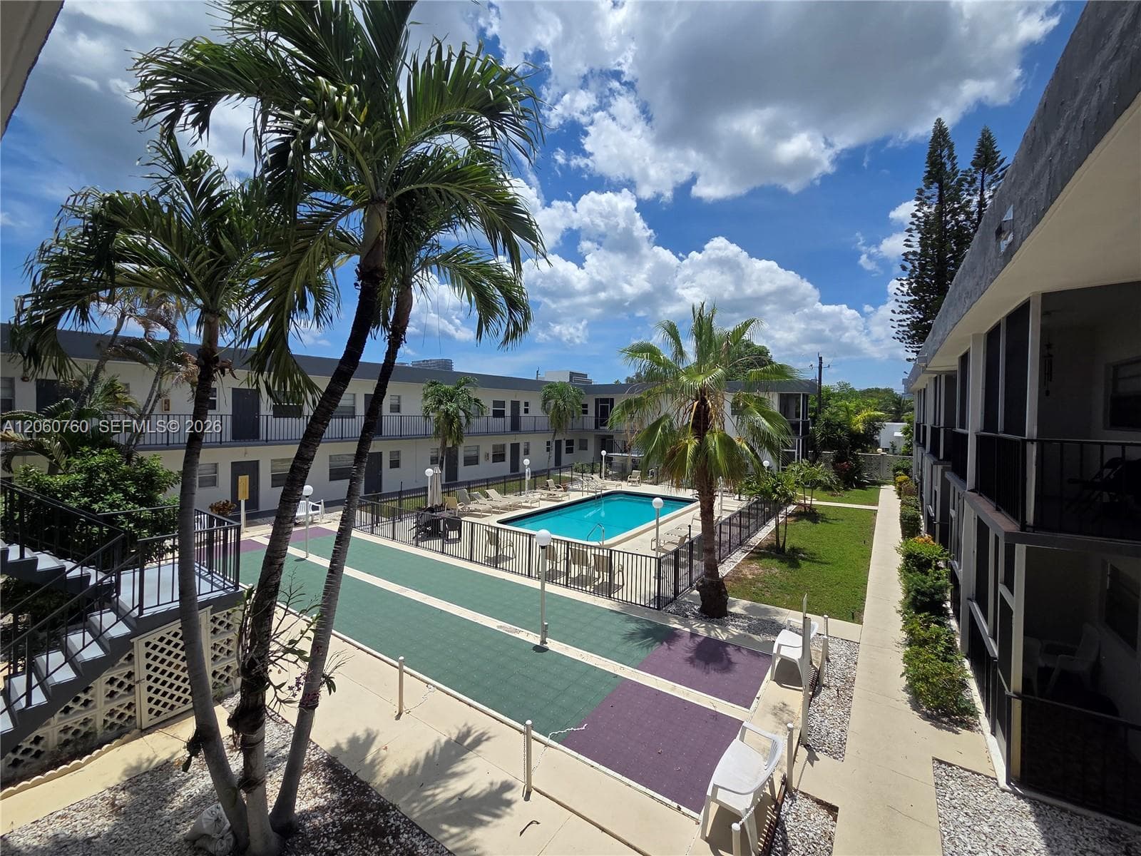 STAR PARADISE · #217 in Hallandale Beach - Photo 14