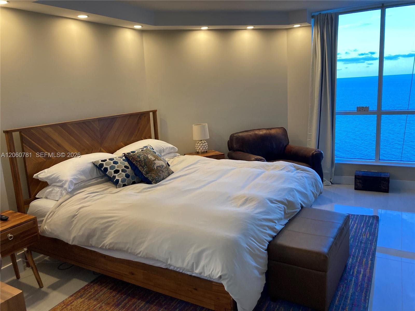 THE STERLING CONDO · #1701 in Miami Beach - Photo 6