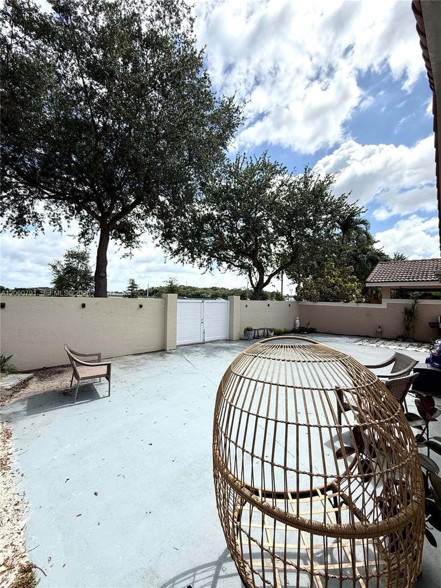 8731 NW 153rd Ter photo 23