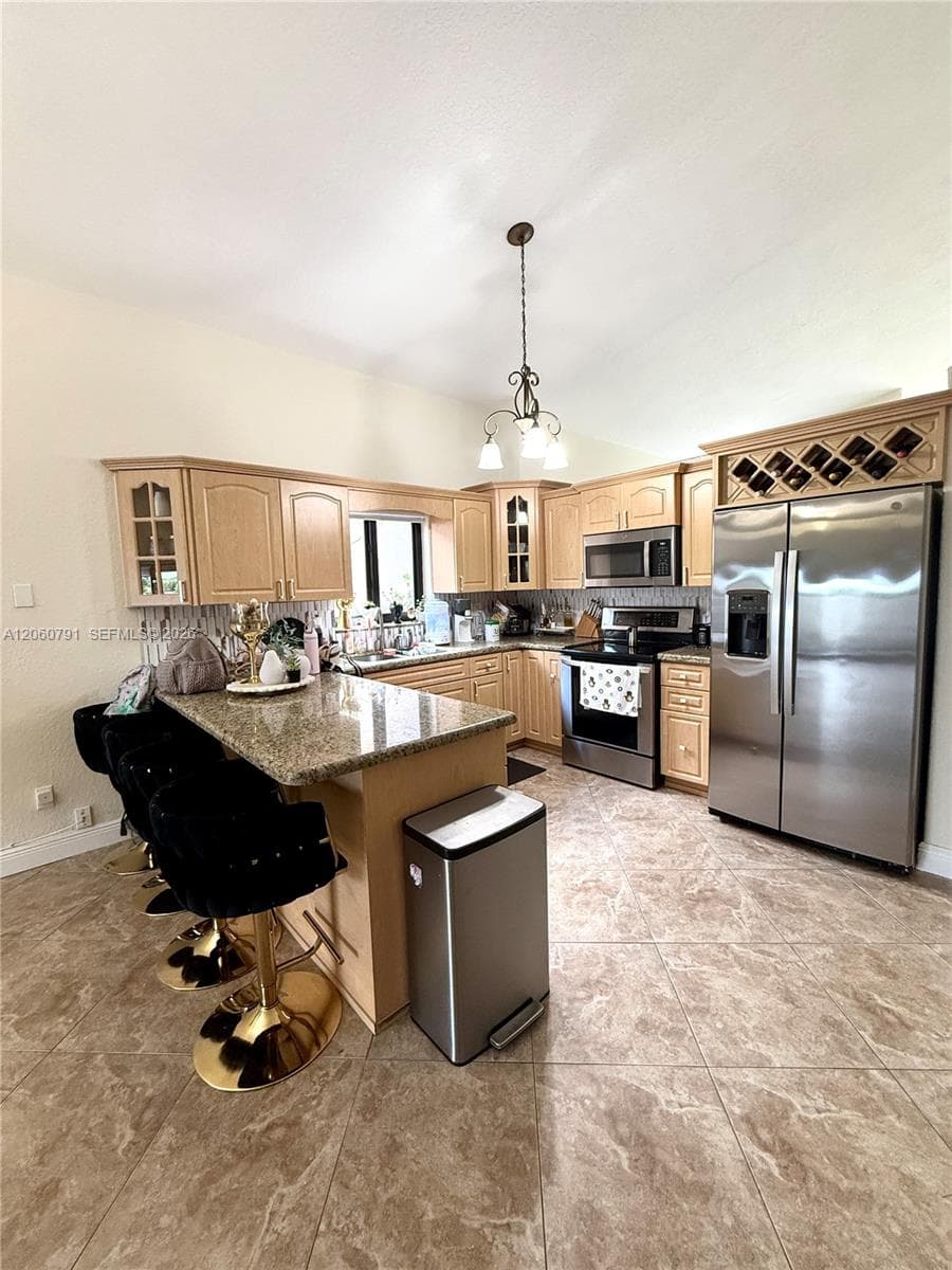 8731 NW 153rd Ter photo 6